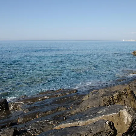 Holiday home Seaside Holiday - Unique Location *